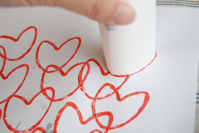 バレンタイン製作テンプレート「子どもと一緒にハートの簡単スタンプアート♡」ダウンロード